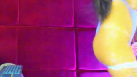 Snapshot of sugar_maple chatting on 10.25.25 Sugar online show from 10.25.25