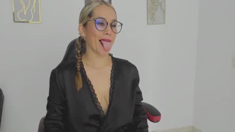 sugar_milff online show from 09.23.25