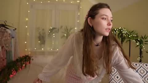 Snapshot of sugar_peasy chatting on 01.10.25 Rikki online show from 01.10.25