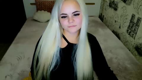 Snapshot of sugarkissx chatting on 10.11.25 sugarkissx online show from 10.11.25