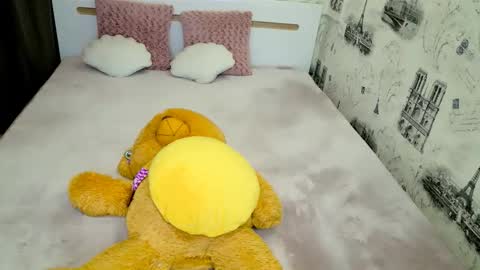 Snapshot of sugarkissx chatting on 10.18.25 sugarkissx online show from 10.18.25