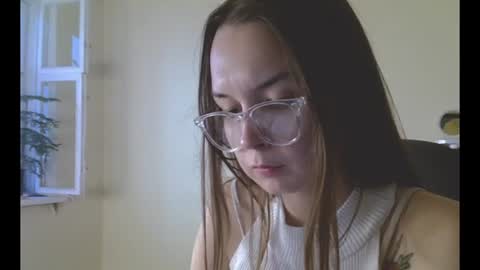 Snapshot of sugarrbell chatting on 07.17.26 Bell online show from 07.17.26