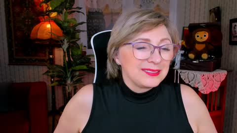 Snapshot of sugarvi chatting on 01.08.25 Vivien online show from 01.08.25