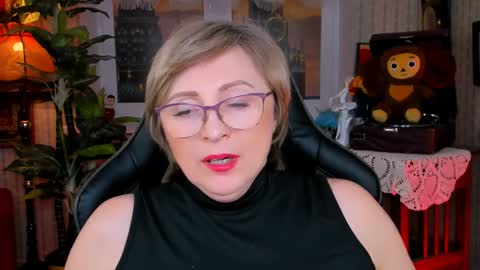 Snapshot of sugarvi chatting on 01.08.25 Vivien online show from 01.08.25