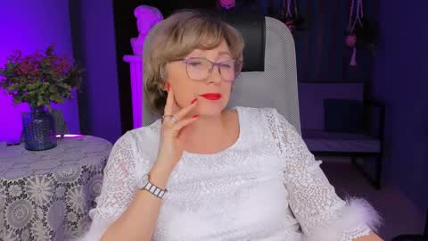 Snapshot of sugarvi chatting on 01.09.25 Vivien online show from 01.09.25