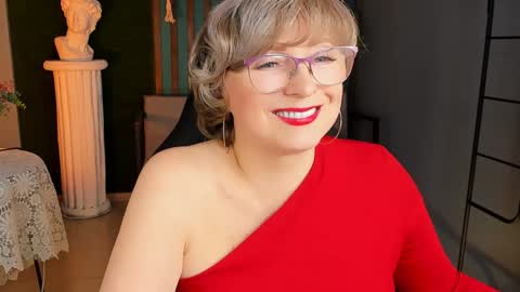 Snapshot of sugarvi chatting on 01.22.25 Vivien online show from 01.22.25