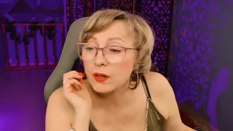 Snapshot of sugarvi chatting on 01.23.25 Vivien online show from 01.23.25