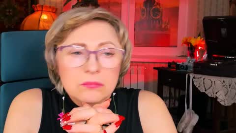 Snapshot of sugarvi chatting on 03.05.25 Vivien online show from 03.05.25