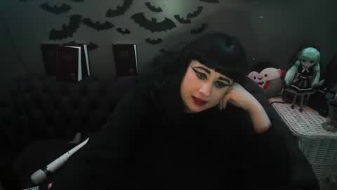 Sugary online show from 12.27.24