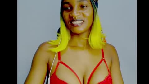 Ivy online show from 10.03.25