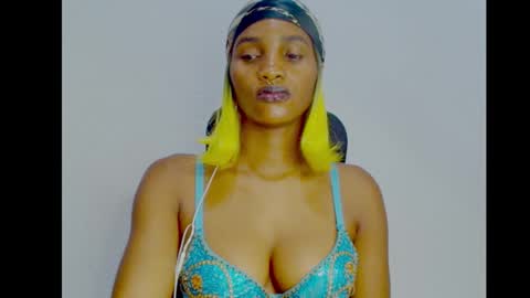 Ivy online show from 10.08.25