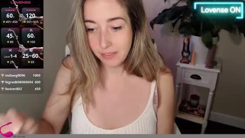 Mia online show from 10.08.25