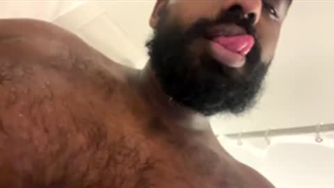 Snapshot of suggnight chatting on 02.19.26 Let me be your knight that saves you online show from 02.19.26