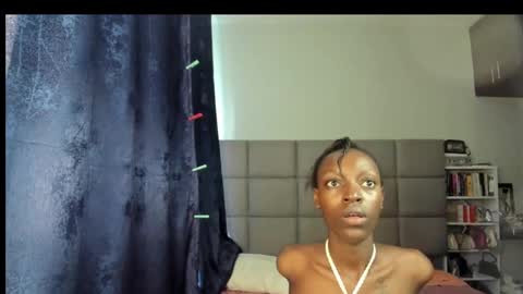 Snapshot of suhaila_suu chatting on 01.29.25 suhaila_suu online show from 01.29.25