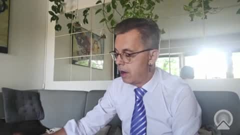 Snapshot of suit_elegant chatting on 07.19.26 Suit tie horny online show from 07.19.26