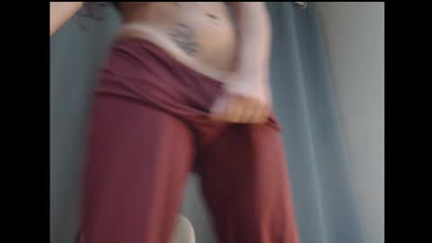 Snapshot of sukanan chatting on 10.27.25 Sukanan online show from 10.27.25