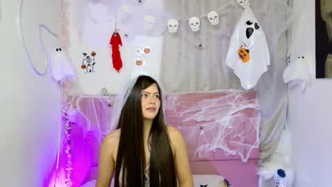 sukilove18 online show from 10.12.25