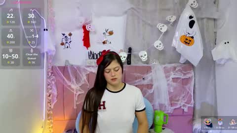 sukilove18 online show from 10.28.25