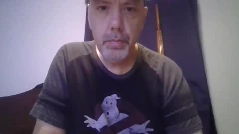 Snapshot of sullydog48 chatting on 10.01.25 Sully online show from 10.01.25