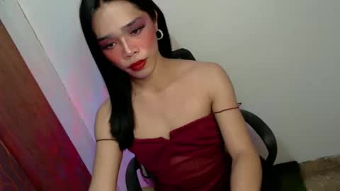Snapshot of sultry_sirenxx chatting on 02.03.25 sultry_sirenxx online show from 02.03.25