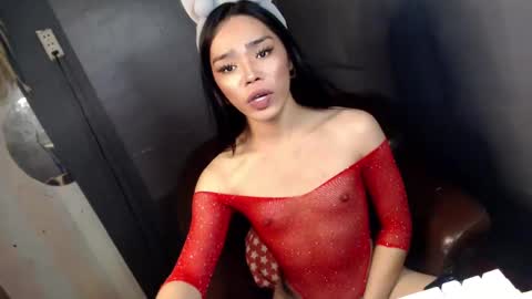 Snapshot of sultry_sirenxx chatting on 02.15.25 sultry_sirenxx online show from 02.15.25