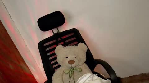 Snapshot of sultry_sirenxx chatting on 03.08.25 sultry_sirenxx online show from 03.08.25