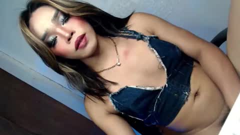 Snapshot of sultry_sirenxx chatting on 09.29.25 sultry_sirenxx online show from 09.29.25