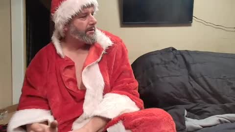 Snapshot of sultry_steve chatting on 12.25.24 Steve online show from 12.25.24