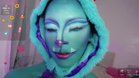 Snapshot of summer__xo chatting on 11.01.25 Summer online show from 11.01.25