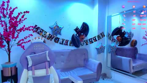 Snapshot of summer_miller chatting on 11.01.25 summer_miller online show from 11.01.25