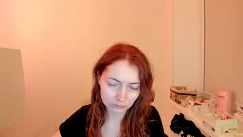 Summer Preston online show from 12.17.24