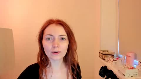 Summer Preston online show from 12.17.24