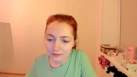 Summer Preston online show from 12.23.24