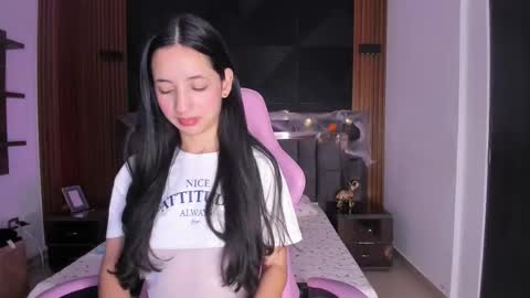 Summer Rouge online show from 10.22.25