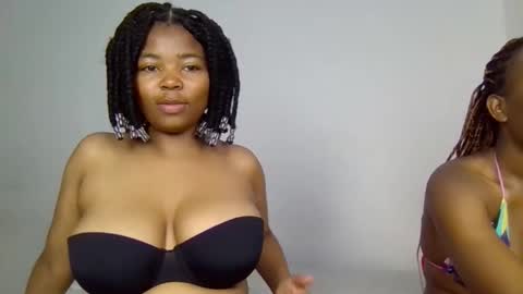 Snapshot of summer_ty chatting on 02.20.26 summer online show from 02.20.26