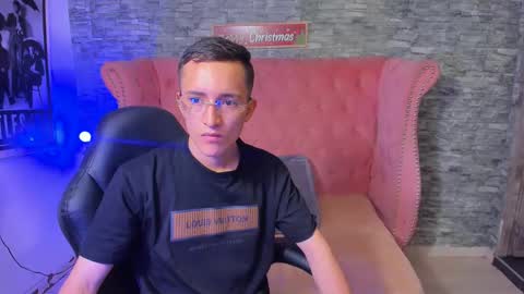 Summer And Erick online show from 12.25.24