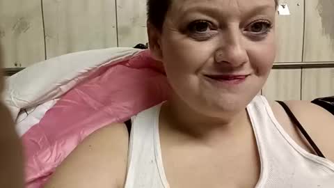 Snapshot of summerdivine69 chatting on 02.09.25 Summer Divine online show from 02.09.25