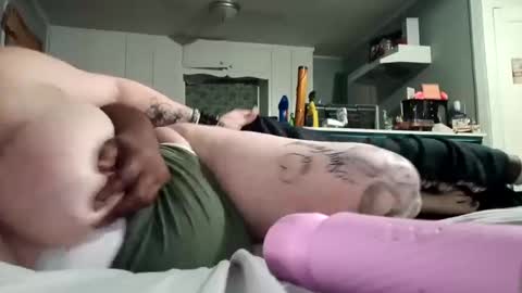 Snapshot of summerdivine69 chatting on 10.11.25 Summer Divine online show from 10.11.25