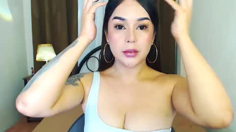 Snapshot of summerleonets chatting on 09.09.25 Summer online show from 09.09.25