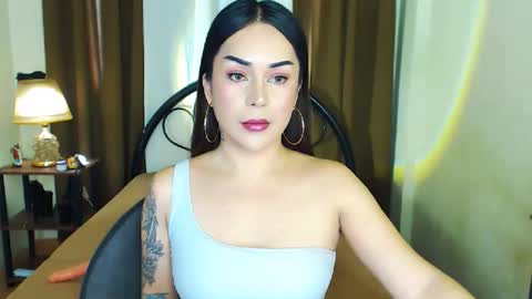 Snapshot of summerleonets chatting on 09.29.25 Summer online show from 09.29.25