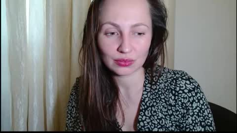 Snapshot of sun__shadow chatting on 11.21.25 sun__shadow online show from 11.21.25