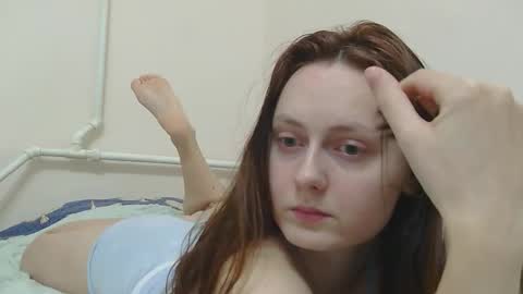 Snapshot of sun_sparkle chatting on 02.14.26 Olivia online show from 02.14.26