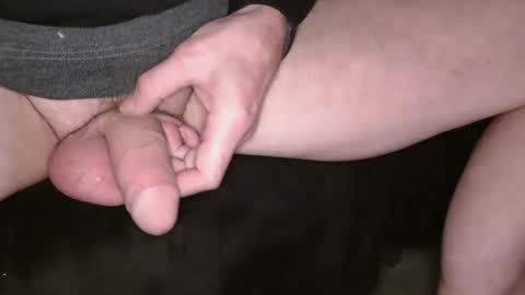 Snapshot of sundicksun chatting on 11.18.25 s online show from 11.18.25