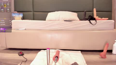 Liss online show from 12.21.24