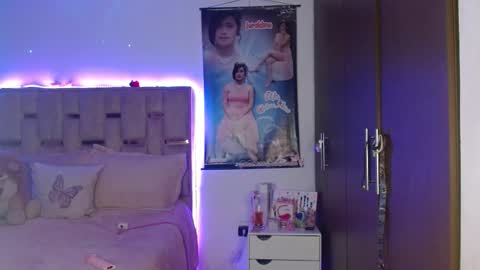 Snapshot of sunflower_dance chatting on 02.15.26 Jeraldine online show from 02.15.26