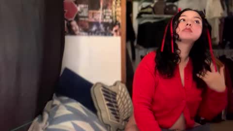 Sofie online show from 12.18.25