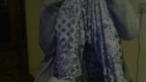 Snapshot of suni_bitch chatting on 03.12.26 suni online show from 03.12.26