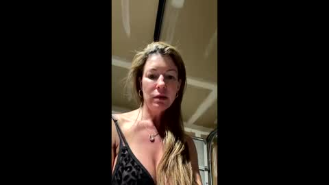 Snapshot of sunnbabe92485 chatting on 05.28.26 sunnbabe92485 online show from 05.28.26