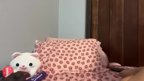 Snapshot of sunneeshellee chatting on 04.29.26 sunneeshellee online show from 04.29.26