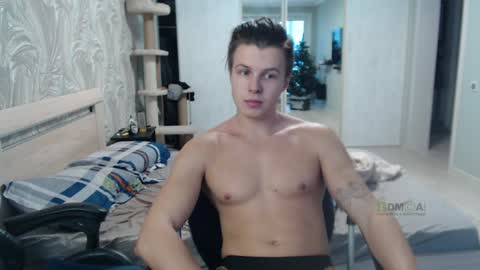 Snapshot of sunny1girl chatting on 01.04.25 Alice and Sergey online show from 01.04.25